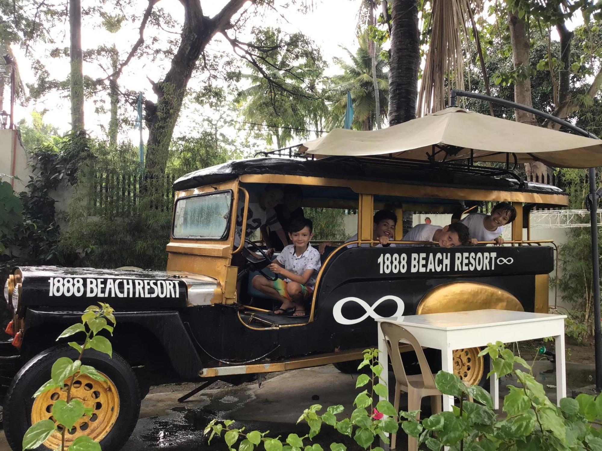 1888 Beach Resort Dumaguete City Exterior photo